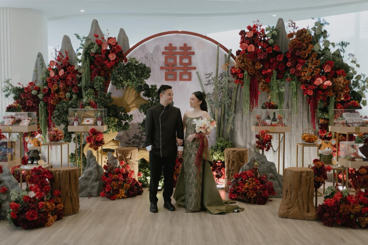 Jason & Tiffany Sangjit